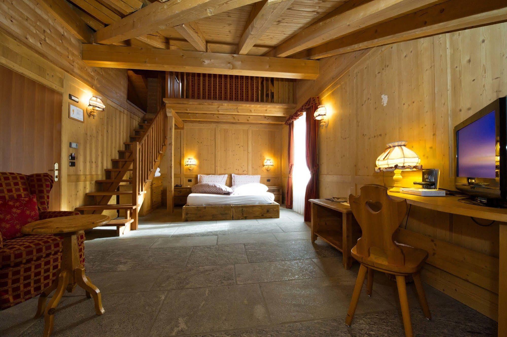Hotel Jolanda Sport Gressoney-la-Trinité Zewnętrze zdjęcie